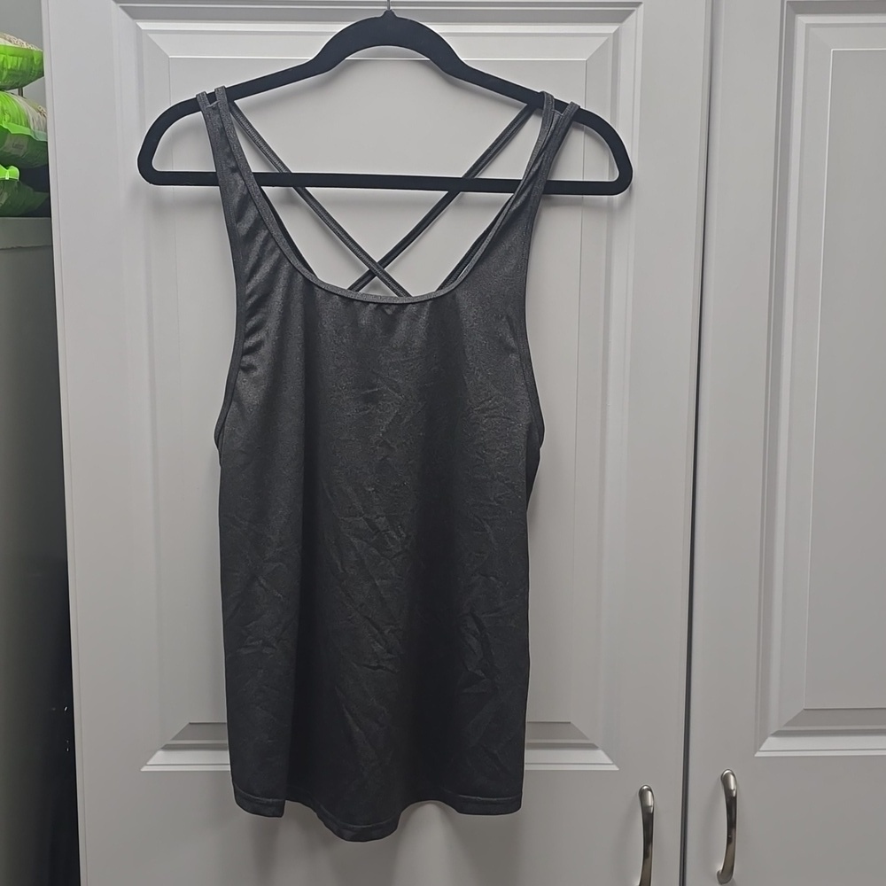 KIAVA Gray Strappy Back Tank Top, Large